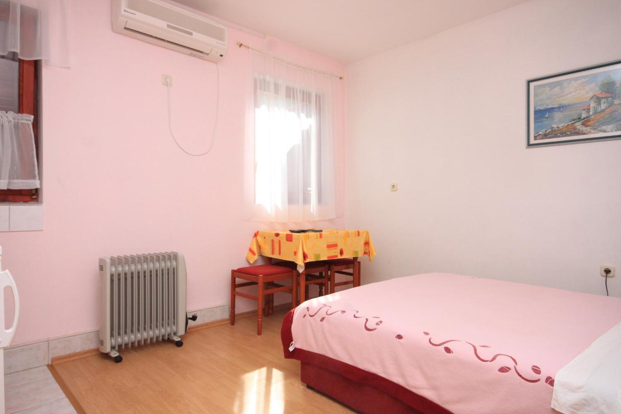 Apartments By The Sea Kali, Ugljan - 8202 Habitación foto